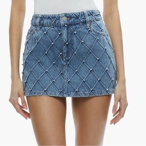 Alice + Olivia Joss Quilted Imitation
Pearl & Rhinestone Studded Denim 27 NWOT